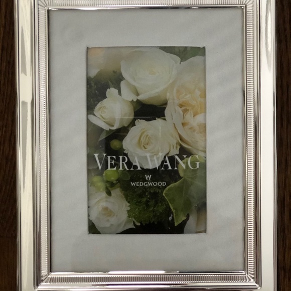 Picture frames - Picture 1 of 7